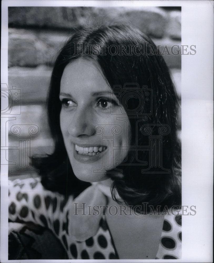 1974 Press Photo Charlotte Slater Actress - RRU60995 - Historic Images