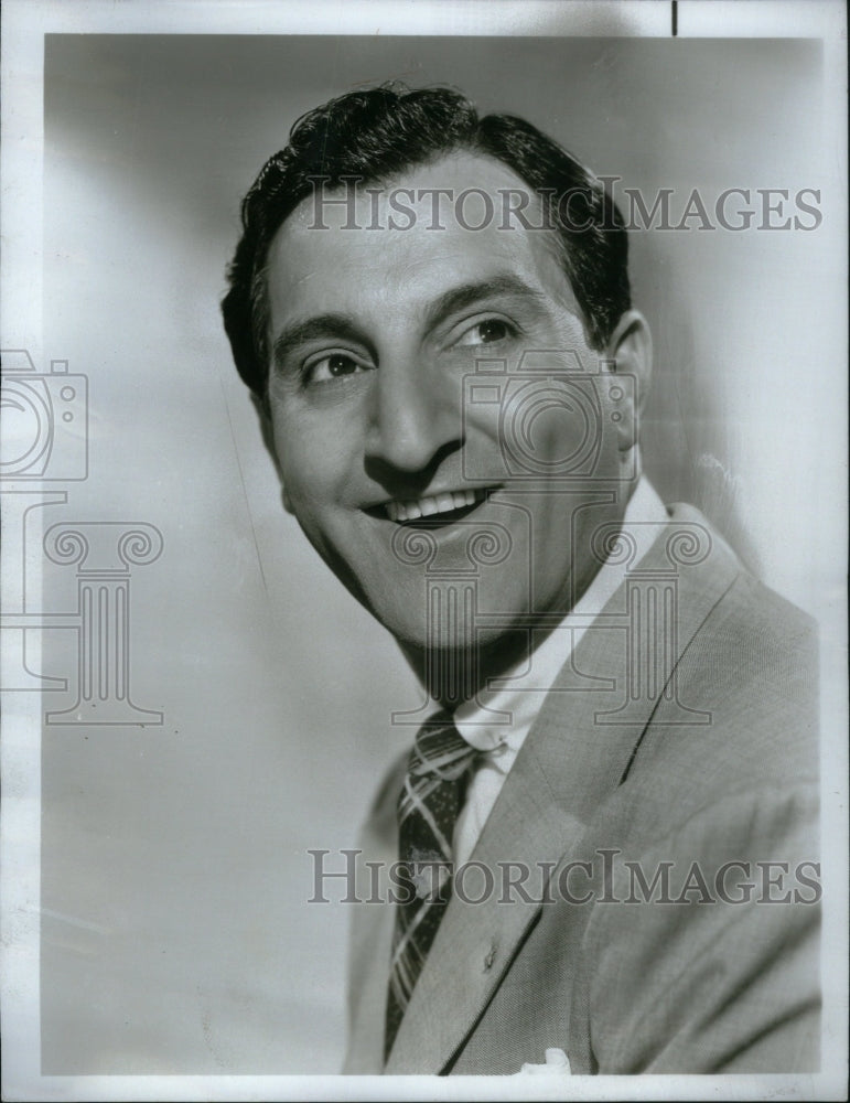 1957, Danny Thomas Show Comedian Television - RRU61127 - Historic Images