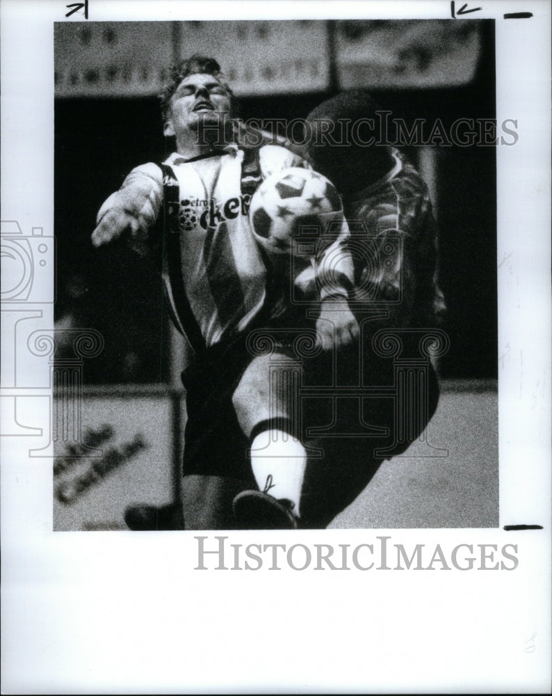 1992 Press Photo Jay White Rockers Championship Trophy - RRU61603 - Historic Images