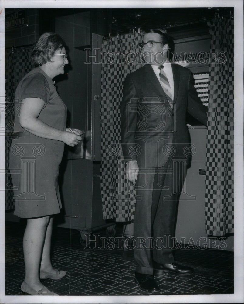 1969 Walter Shamie politician Faye Kohn US - Historic Images