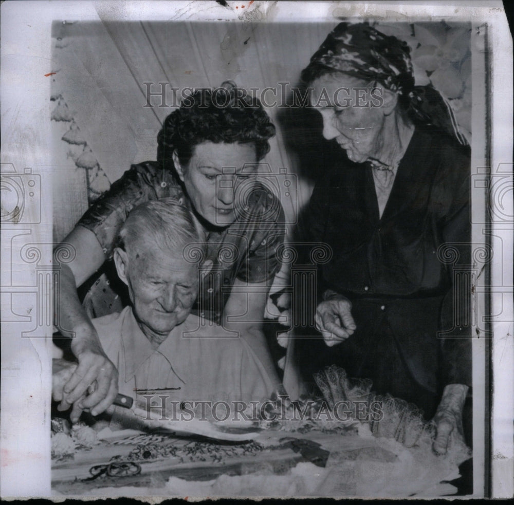 1955, Slicing Birthday Cake Houston Texas - RRU62113 - Historic Images