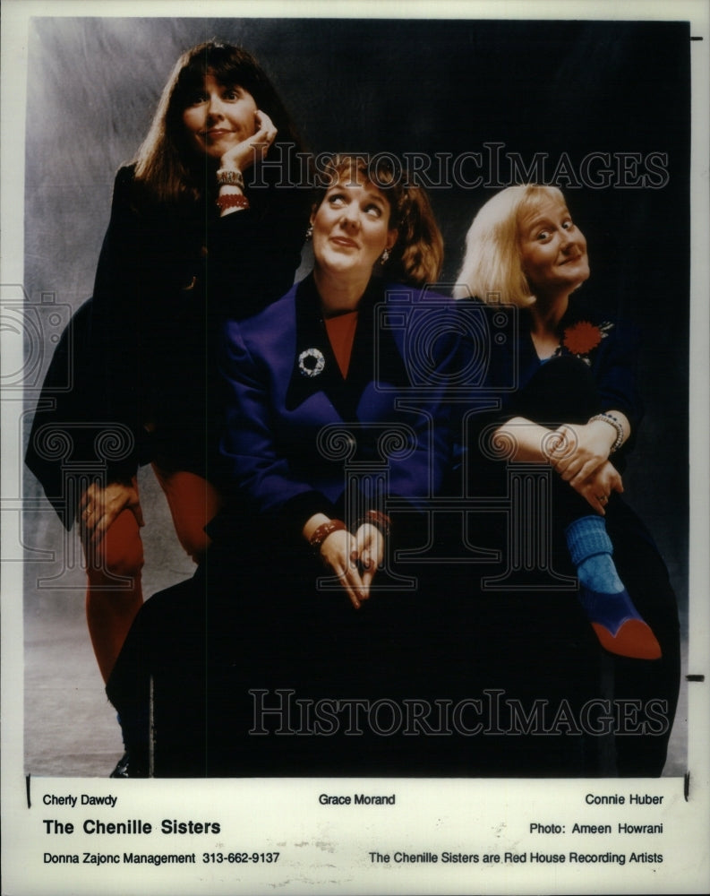 1994, Chenille Sisters Cheryl Dawdy Music - RRU62237 - Historic Images