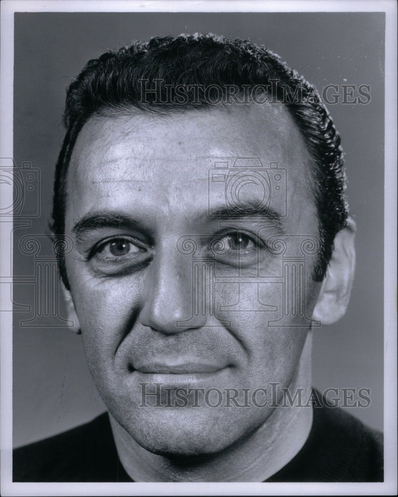 1967 Norm Crosby American comedian actor - Historic Images