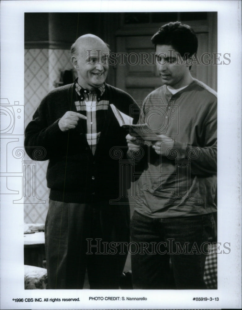 2001 PETER BOYLE AMERICAN ACTOR - Historic Images