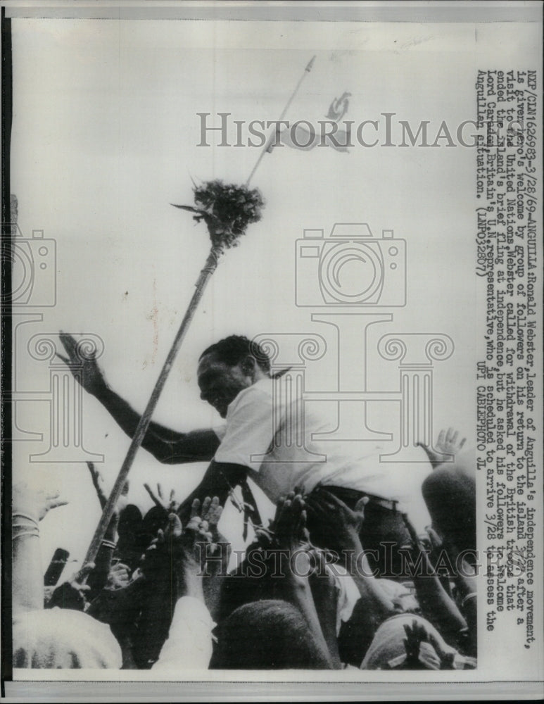 1969 Press Photo Hero&#39;s welcome given to Roland - RRU63033 - Historic Images