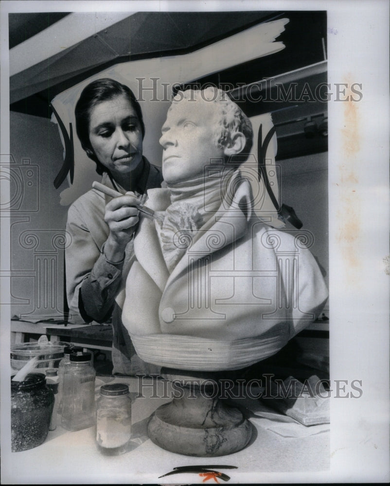 1975 Art Restoration Conservation Sculpting - Historic Images