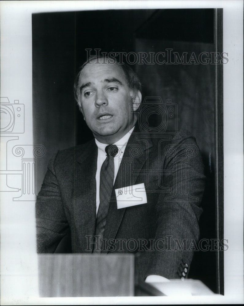 1985 Press Photo Gregory Smith Business Executive - RRU63569 - Historic Images