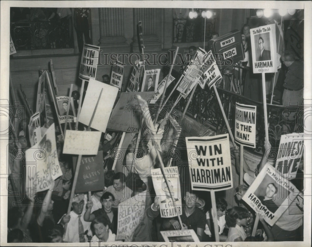 1952 Press Photo Youthful supporters Averell Harriman - Historic Images