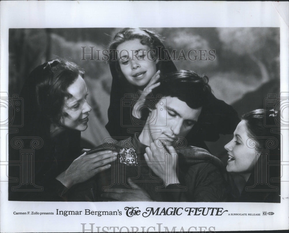 1977 Press Photo Igmar Bergman&#39;s &quot;The Magic Flute&quot; - Historic Images