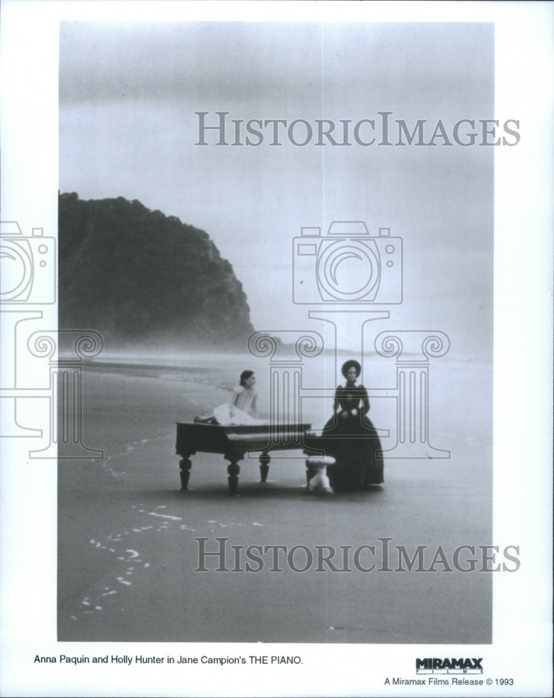 1994, Anna Paquin Holly Hunter Piano - RRU64975 - Historic Images