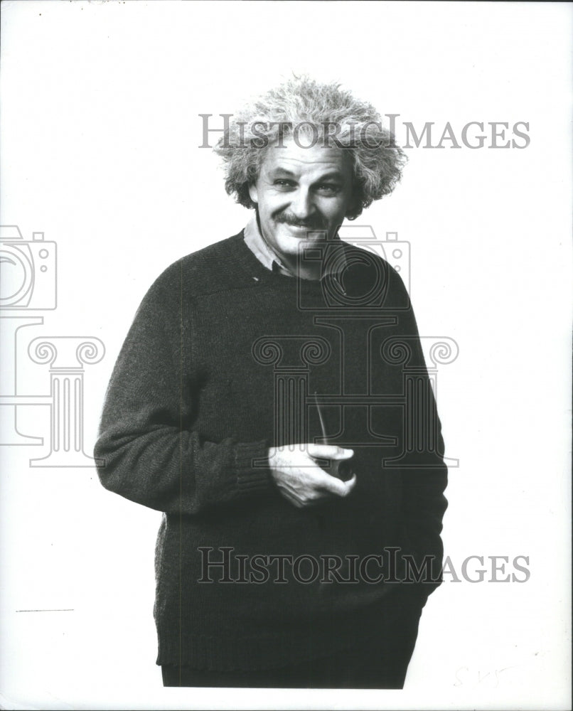 1980 Metzger r Albert Einstein Bohermian - Historic Images