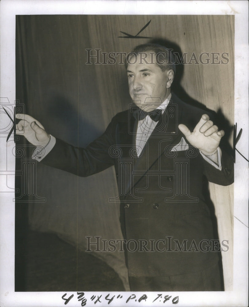 1941 Press Photo Ole Foerch Orchestra Conductor USA - RRU65575 - Historic Images