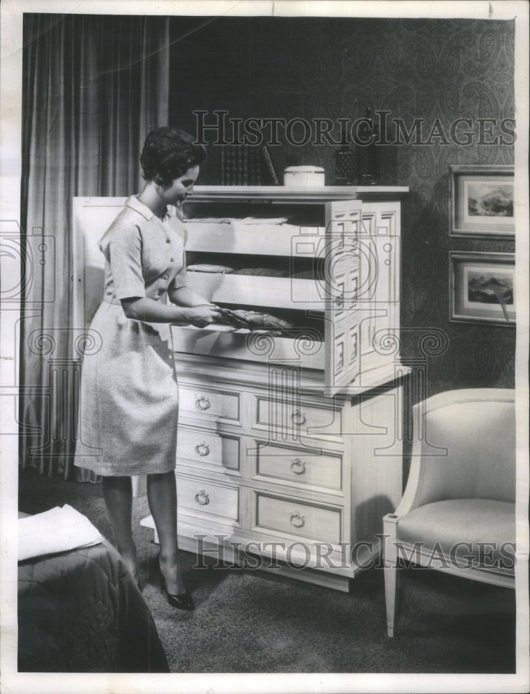 1961 Press Photo Handsome Chest Drawers - RRU65631 - Historic Images