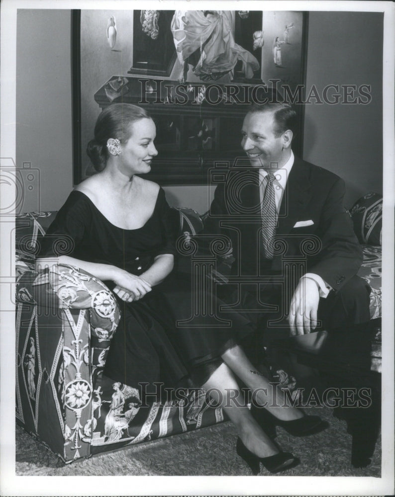 1951 Press Photo Faye Emerson Actress Henderson Skitch - Historic Images