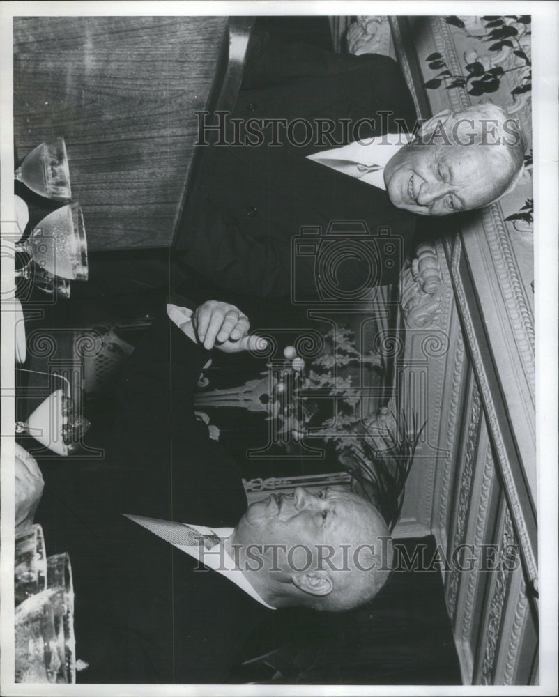 1960 Press Photo Khrushchev&#39;s party at Baltimore Hotel - Historic Images