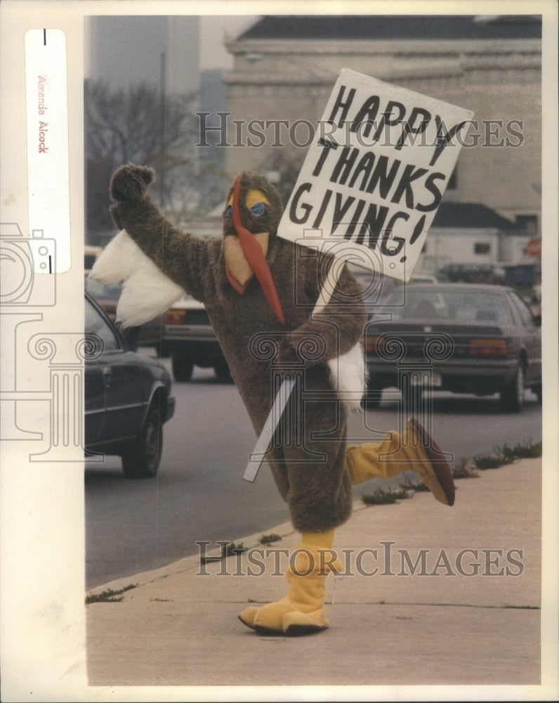 1988 Press Photo Thanksgiving Day Celebration USA Canda - RRU66115 - Historic Images