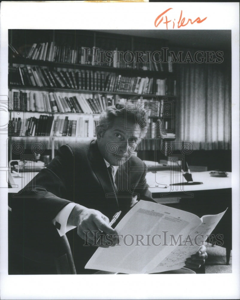 1968 Press Photo Stanford Ovshinsky Founder President - Historic Images