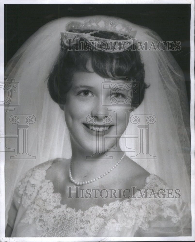 1962 Press Photo Mrs. Gordon Peter Sachs, - RRU66229 - Historic Images