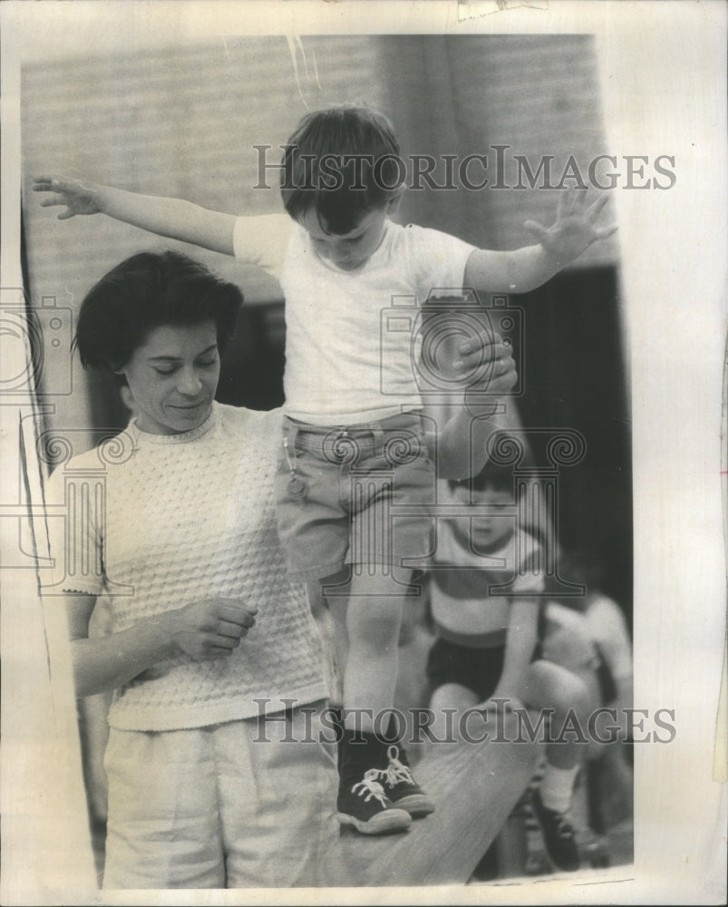 1968 Swimming lessons-Historic Images