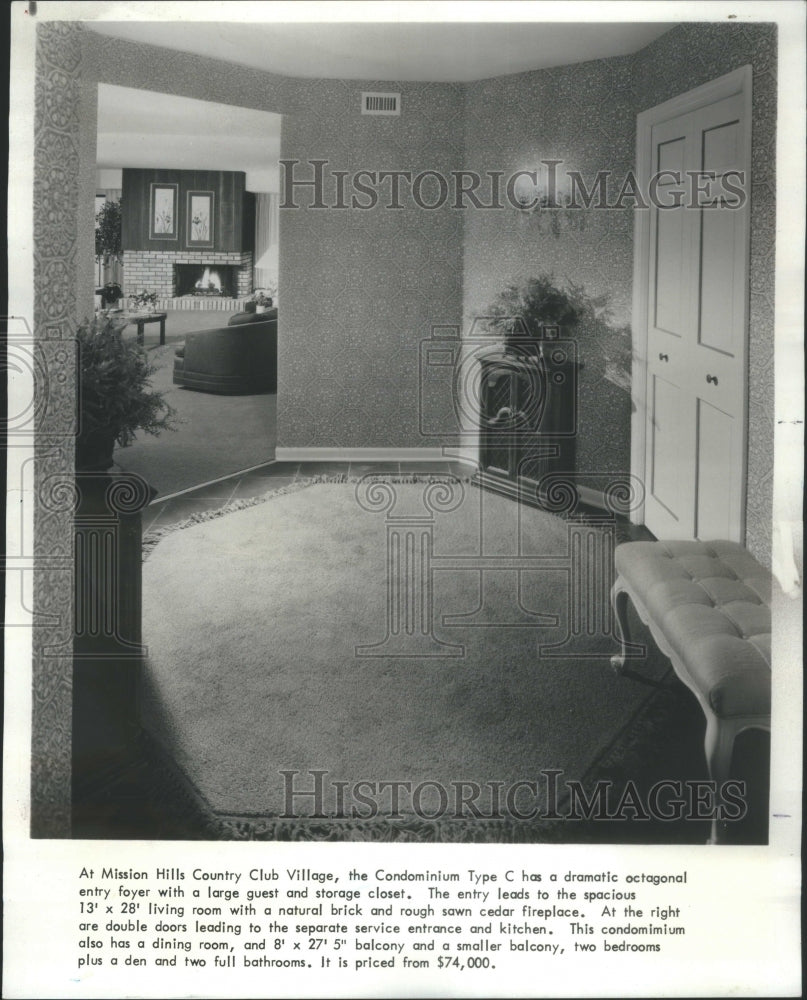 1972 FOYER OCTAGONAL CONDOMINIUM TYPE C - Historic Images