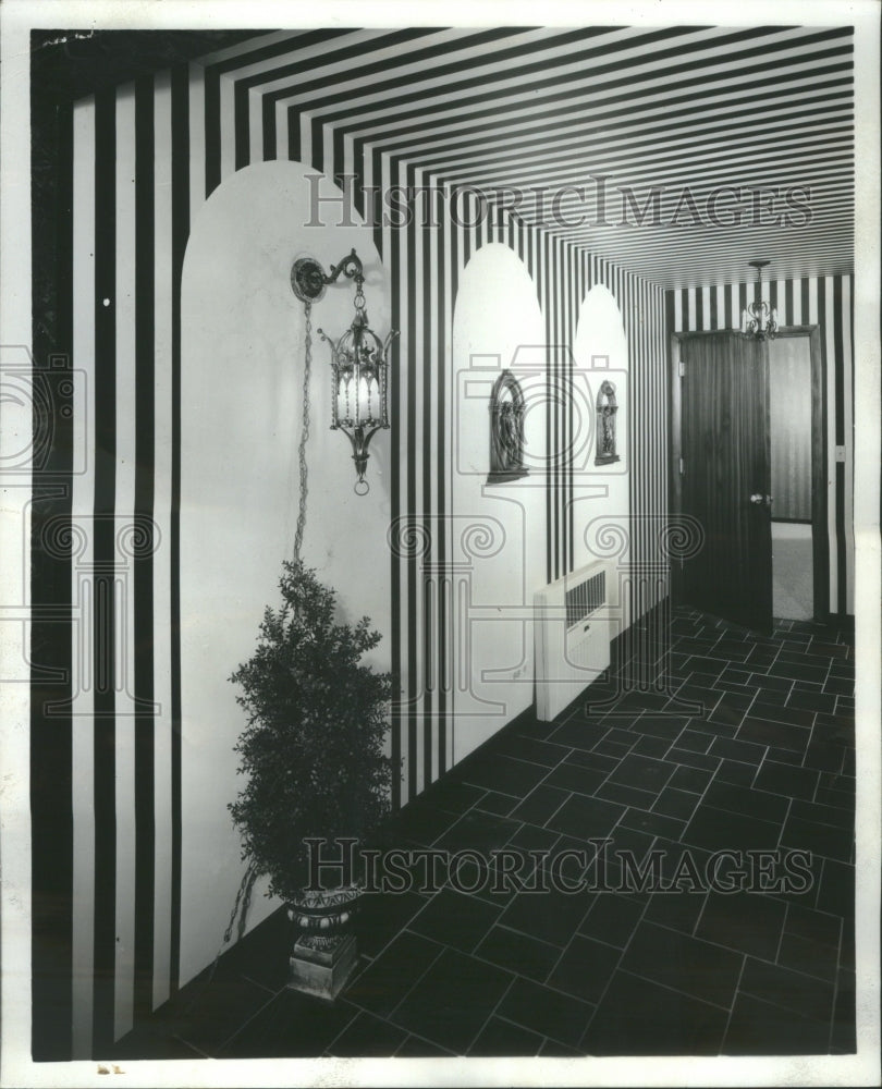 1966 Interior Design Foyer Apartment - Historic Images