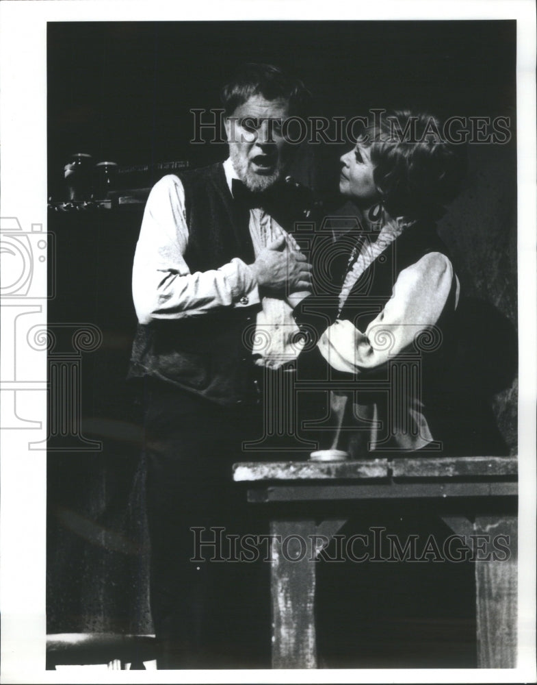 1971 Press Photo Dan O&#39;Herlihy Sandy Lipton Actress - RRU69247 - Historic Images