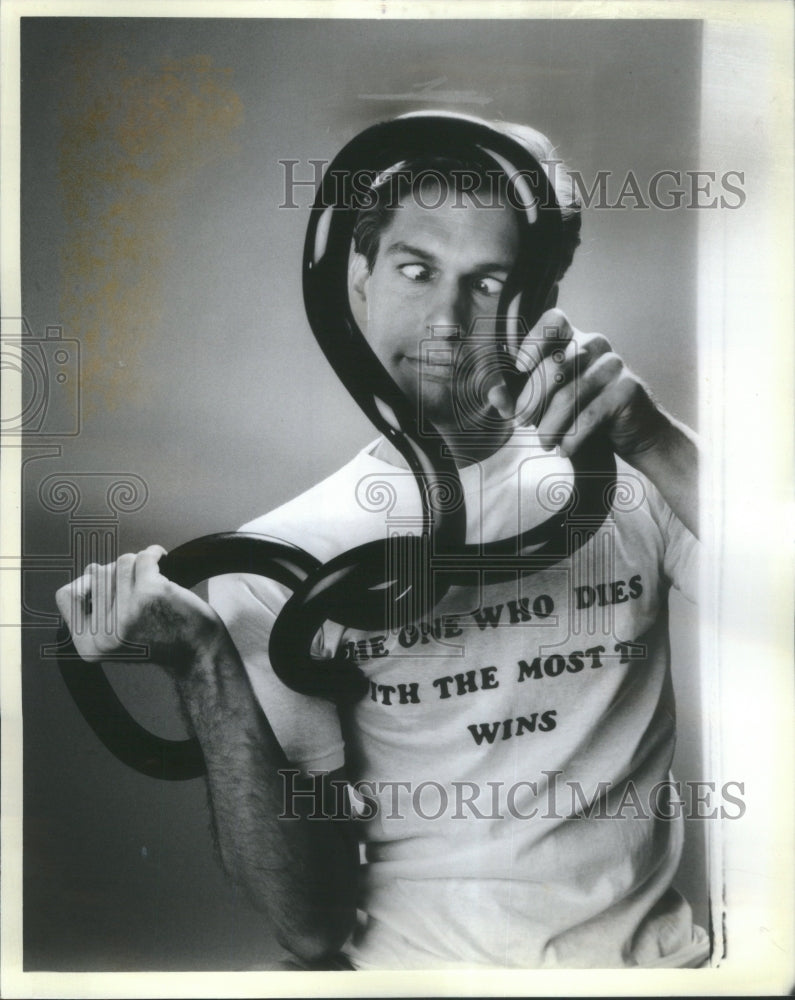 1985 Press Photo Black Plastic Sculpture Ingenuities - Historic Images