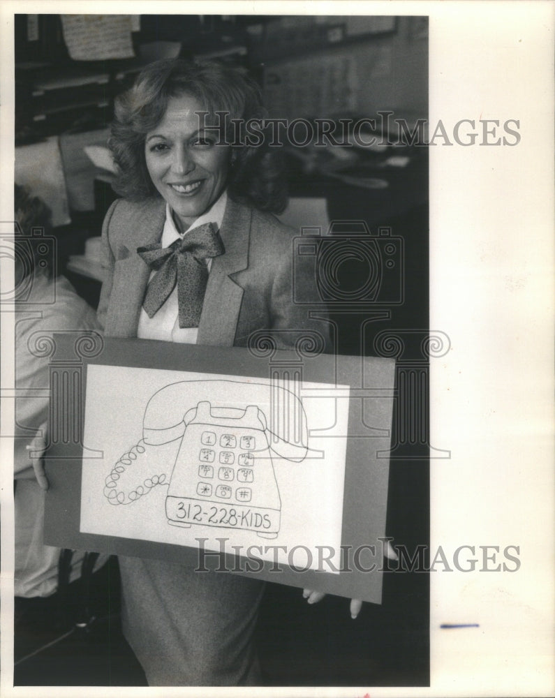 1984 Lorraine LaSuza Director Of Kidsline-Historic Images