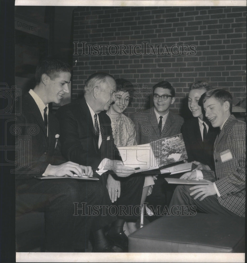 1963, Schools Benjamin Students attending - RRU69921 - Historic Images