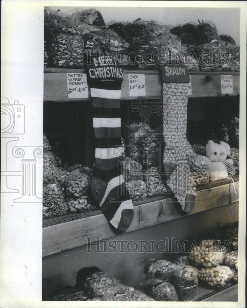 1963 Press Photo Stocking Stuffers Gift Guide Packages - RRU70061 - Historic Images