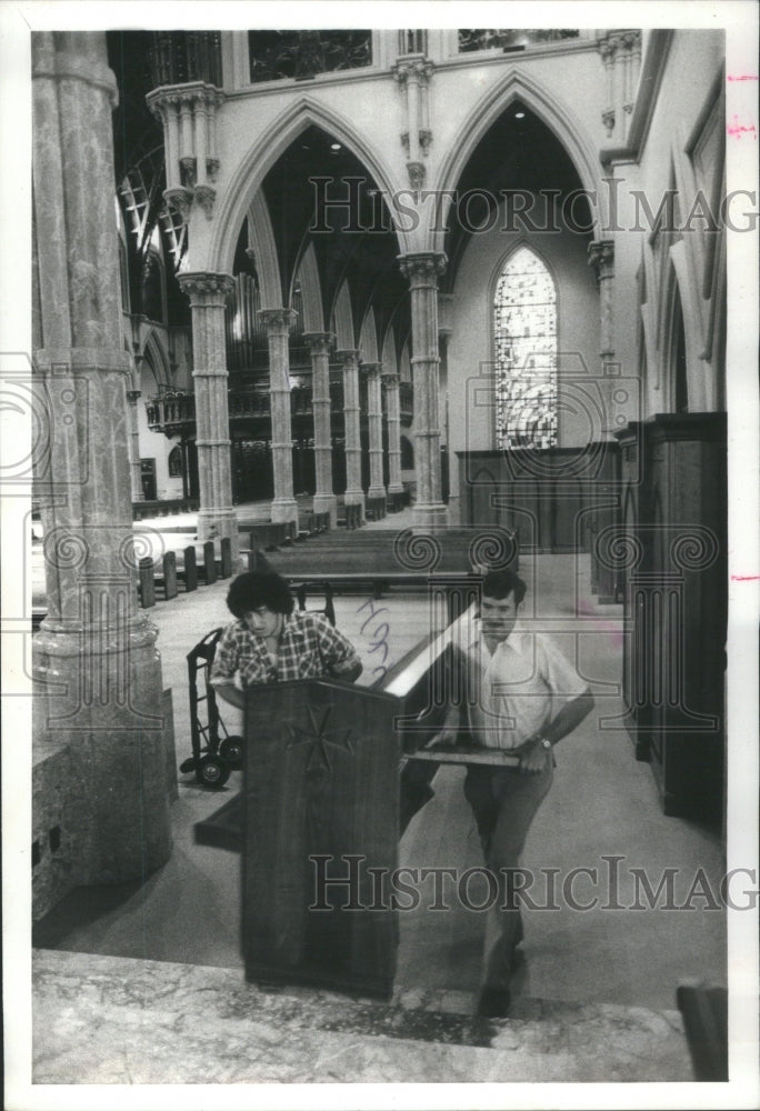 1979 Holy Name Cathedral Carpet Pope Visit - Historic Images