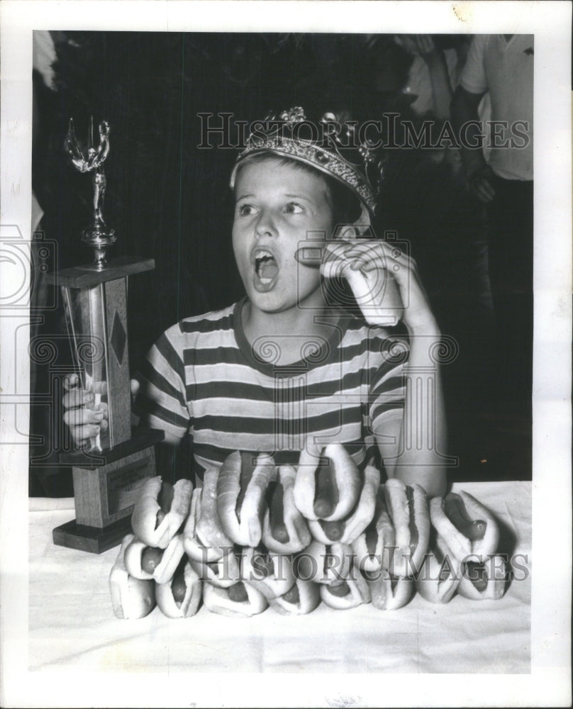 1961 Hot Dog champ James Vonderheide dog-Historic Images