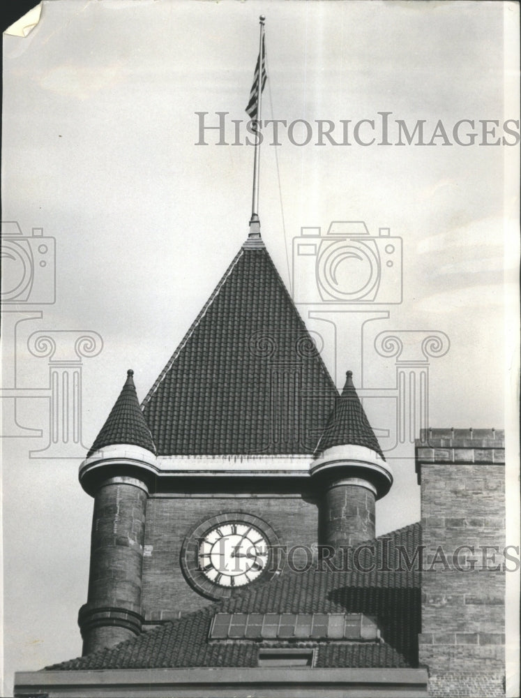 1965 Press Photo Gene Prak Michigan Building Central - RRU71413 - Historic Images