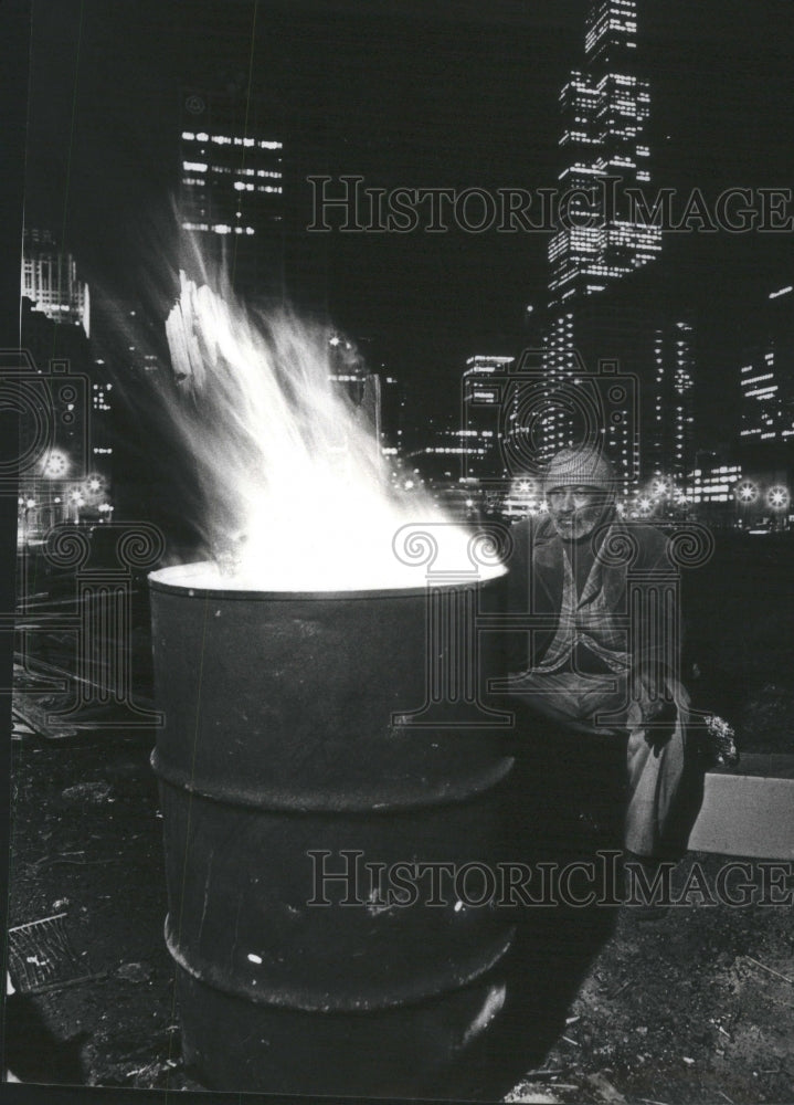 1983 Desplanies Madison Homeless Skyscraper  - Historic Images