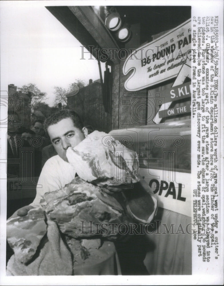 1959 Press Photo Klein Department Store Dollar Million - Historic Images