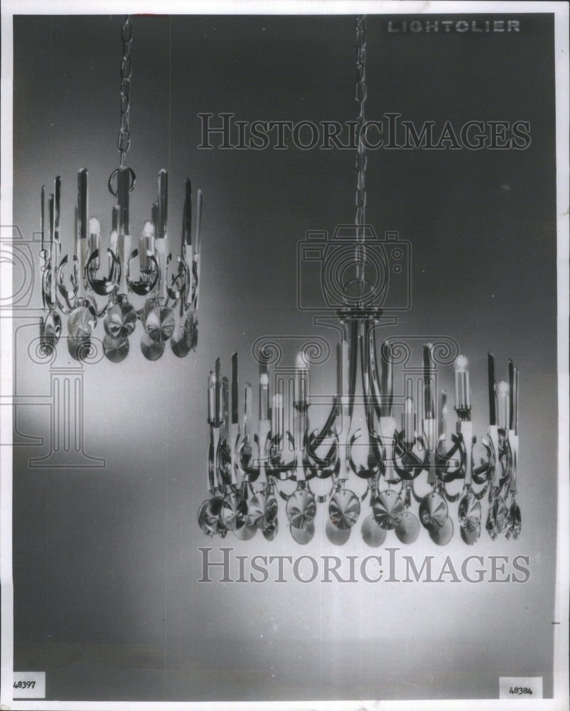 1970 Press Photo Patrician Chandelier Foyer - RRU73455 - Historic Images