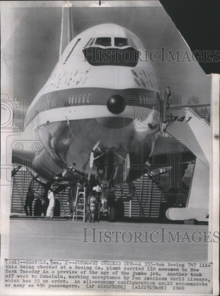 1976 Boeing 747 - Historic Images
