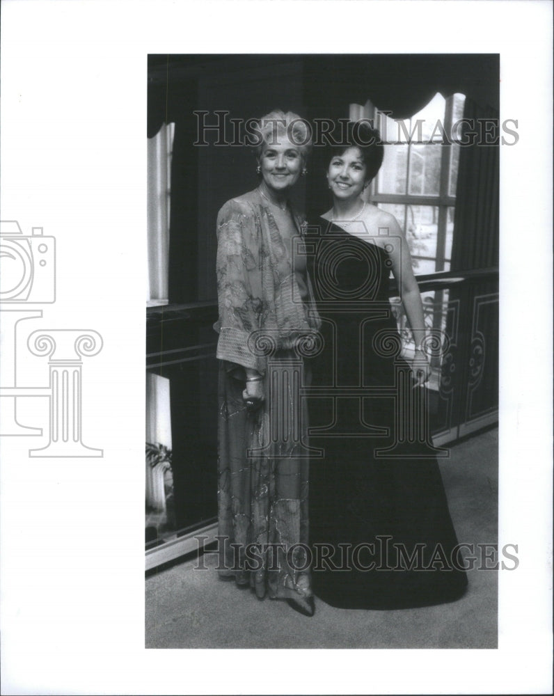 1990 Ambassadors Ball Marilyn Baskin Marsha - Historic Images