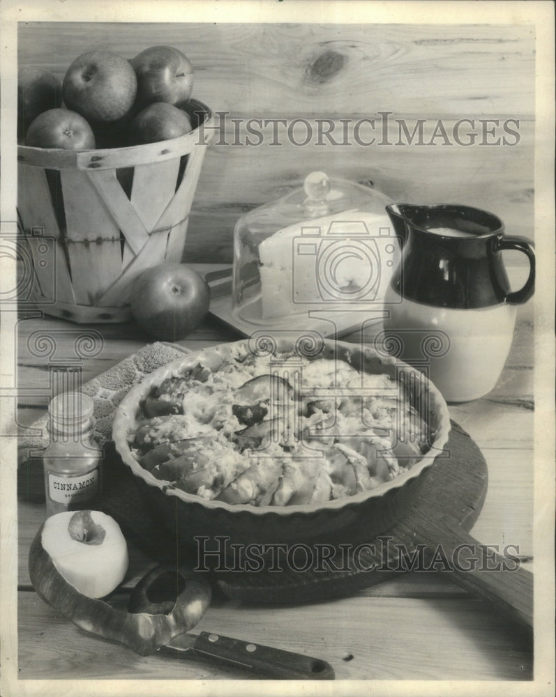 1966, Apples Combine Criso Casserole Choose - RRU74663 - Historic Images