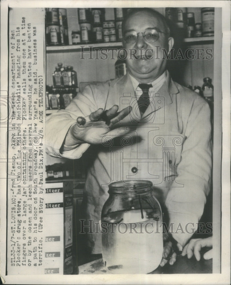 1949 Fred Fienup With Leeches On his Finger - Historic Images