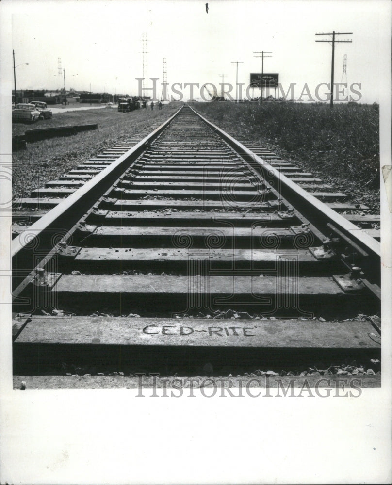 1975 Sante Fe Railway New Rail Ties Install - Historic Images