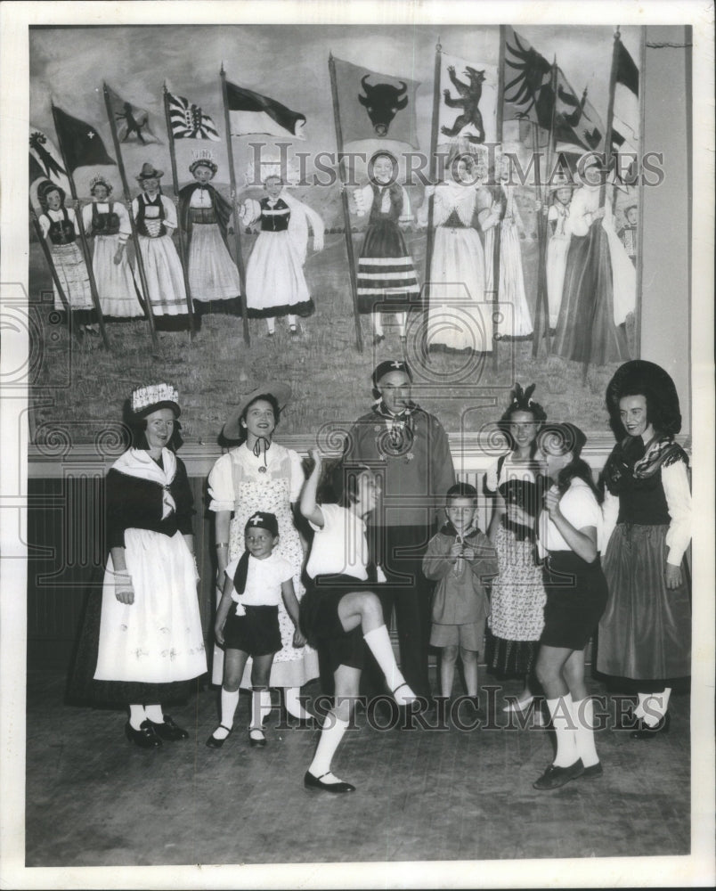 1959 Medina Temple Swiss Festival Rehersal - Historic Images