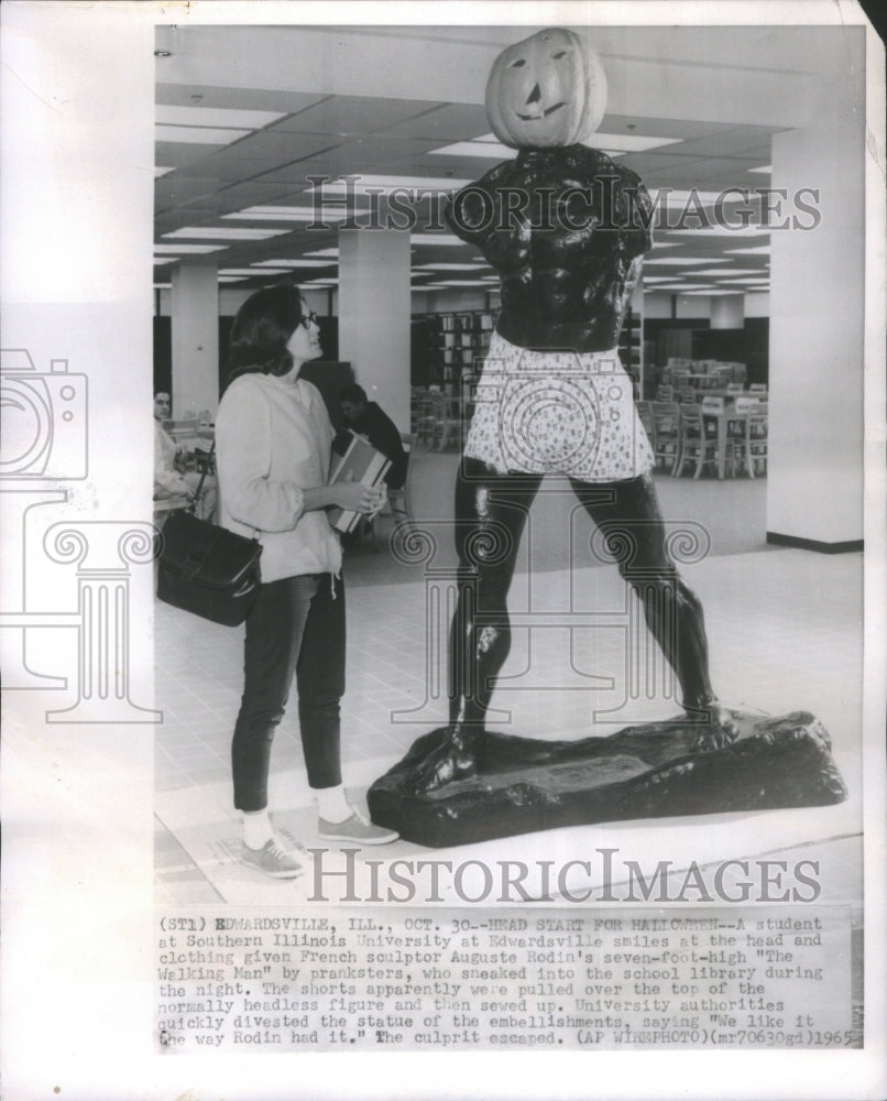 1965 Press Photo Halloween Southern Illinois University - Historic Images