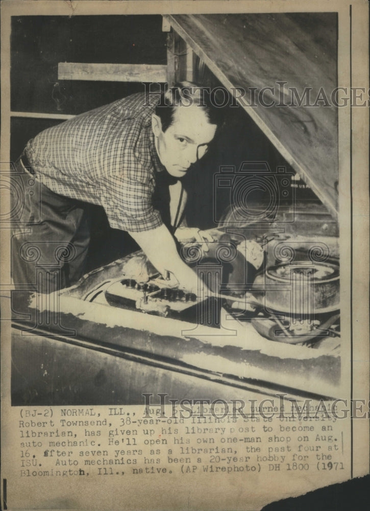 1971 Press Photo Robert Townsend Illinois auto mechanic - Historic Images