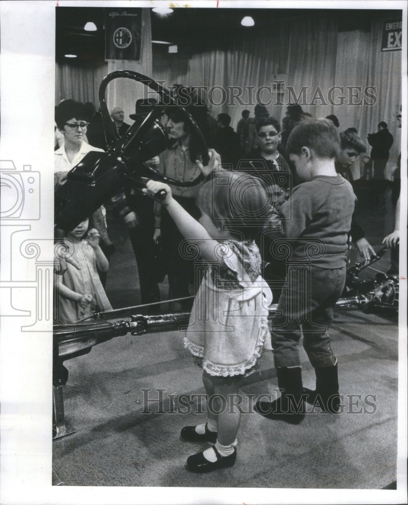 1969 Child Parents Kane Guard Fun Auto Show - Historic Images