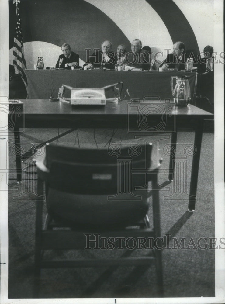 1977 Press Photo Invisible Witness Pornography Senate - Historic Images