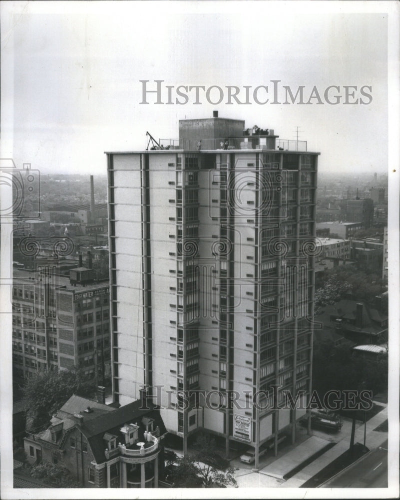 1962 Press Photo Housing Apartment Colonnade Sheridan - RRU77973 - Historic Images