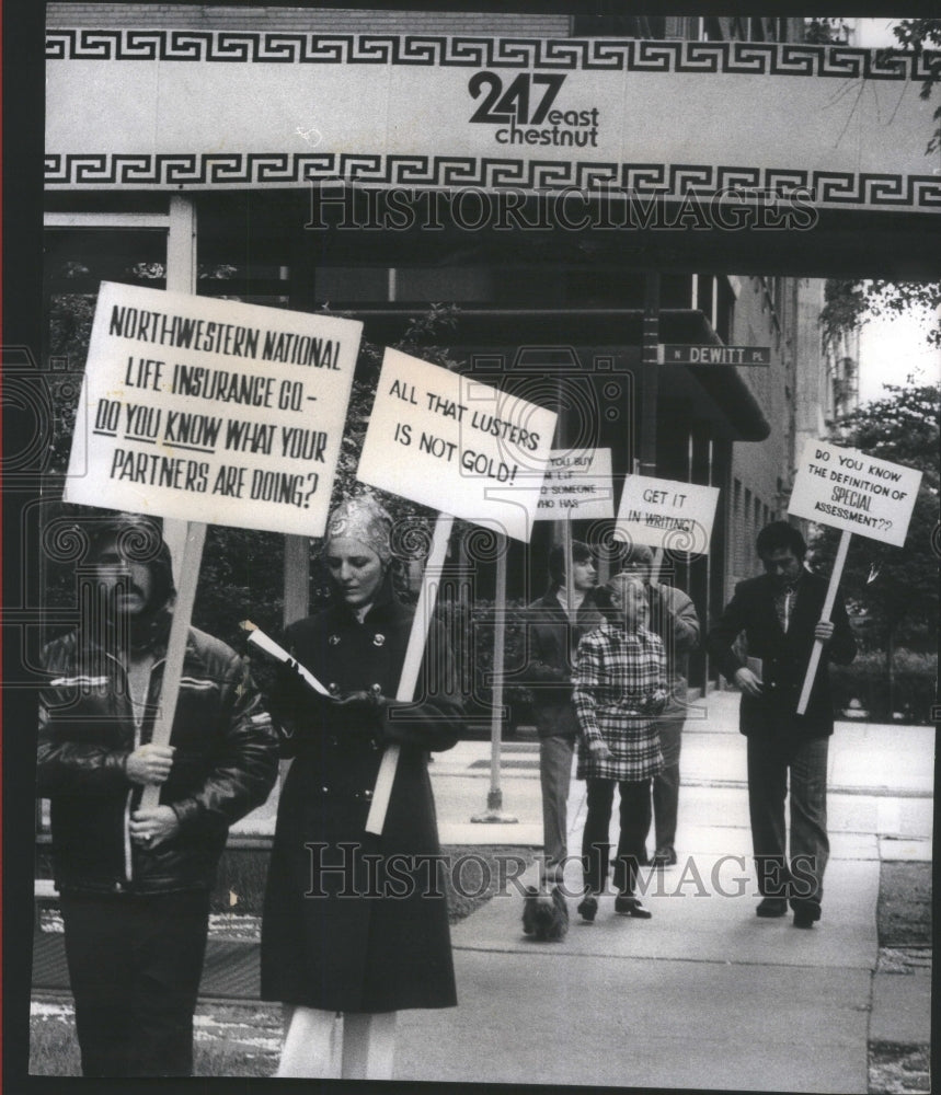 1974 Residents Condominium Chestnut Protest - Historic Images