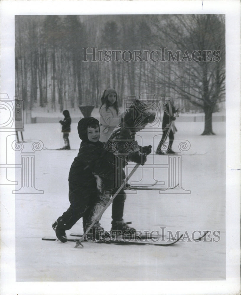 1973 Family Fun Stressed Boyne Country Slop-Historic Images