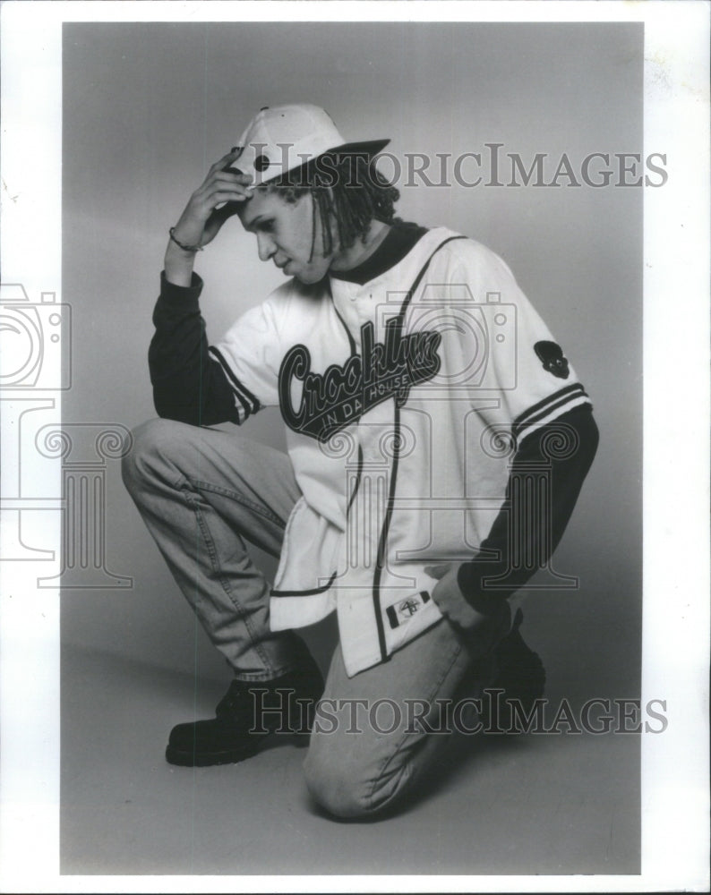 1994 Rastafarians dreadlock hair style Men - Historic Images